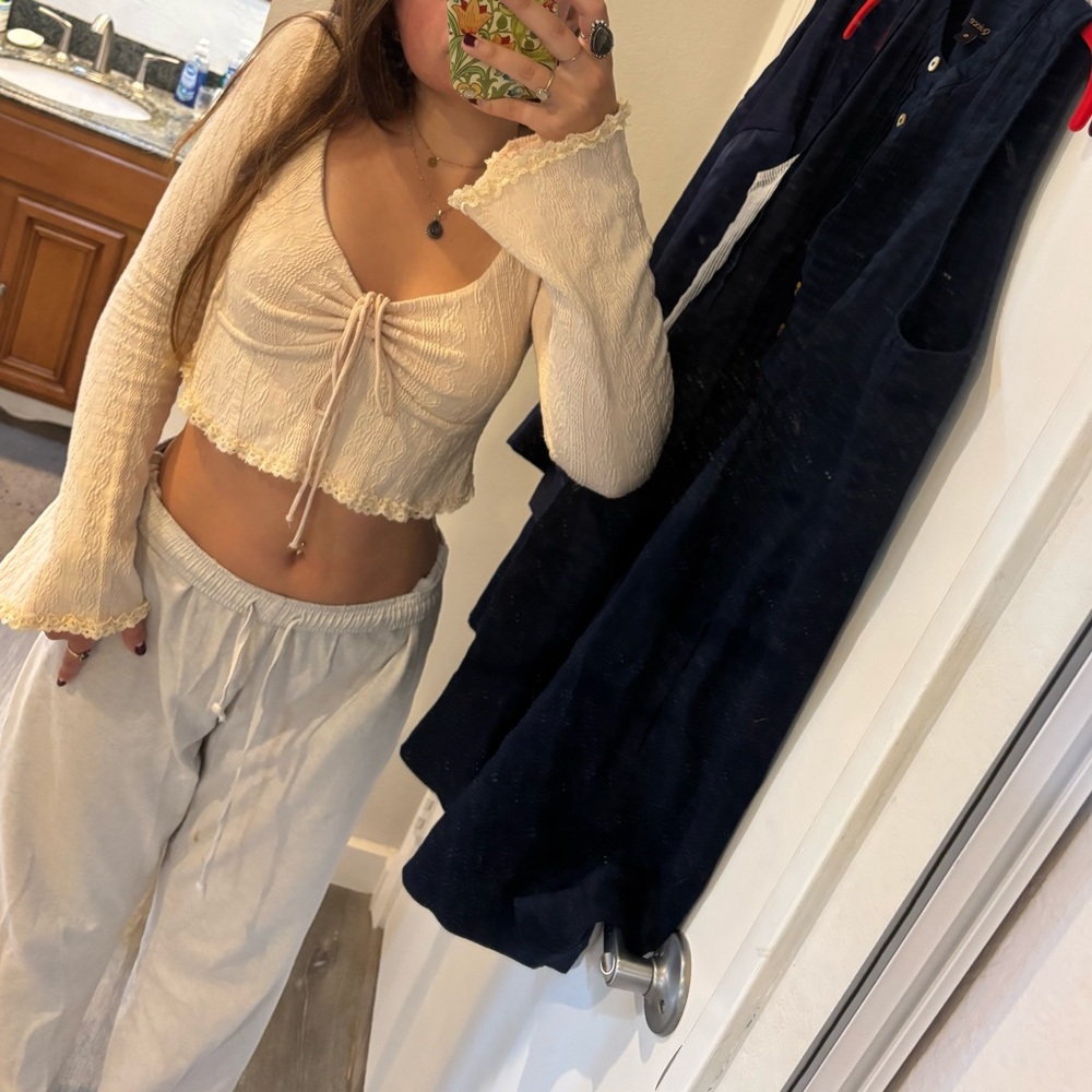 Edikted Cream Ruched Long Sleeve Top